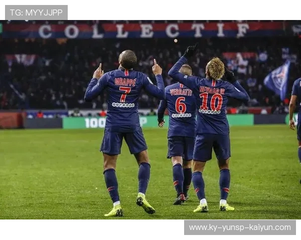 法甲防守战术组合详解：五大阵型与实战应用分析